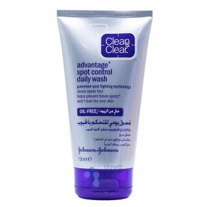 Clean & Clear Advantage Spot Control Daily Wash Oil-Free 150mL